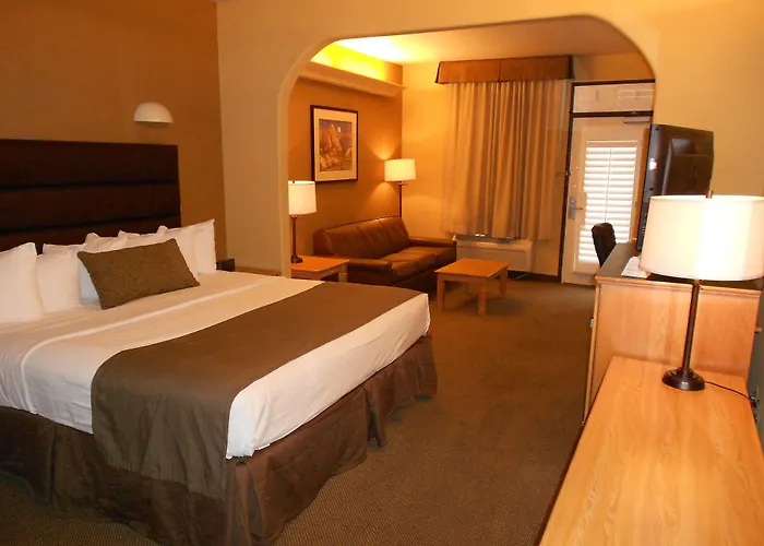 Hotel Quality & Phoenix Nw - Sun Youngtown