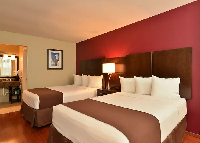 Quality & Phoenix Nw - Sun Hotel
