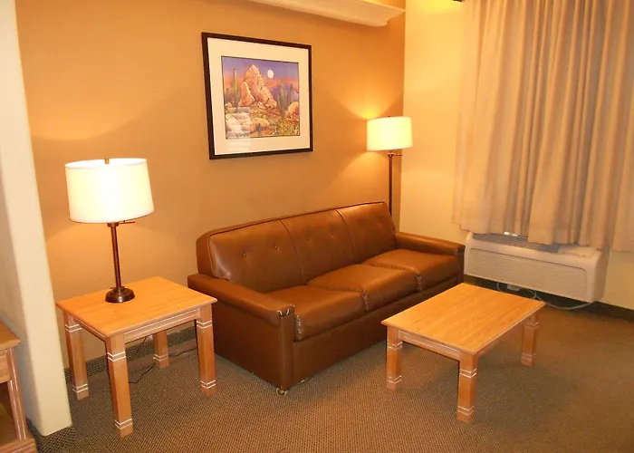 Quality & Phoenix Nw - Sun Hotel Youngtown