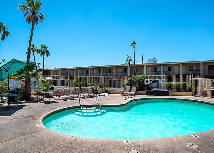 Hotel Quality & Phoenix Nw - Sun