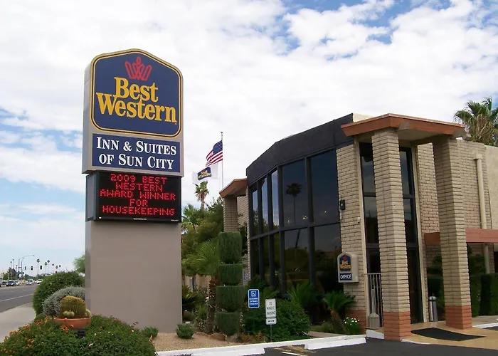 Hotel Quality & Phoenix Nw - Sun 3*