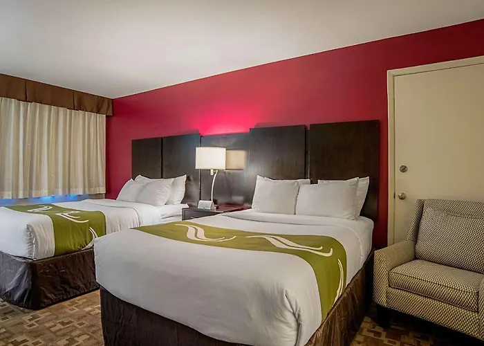 Hotel Quality & Phoenix Nw - Sun 3*